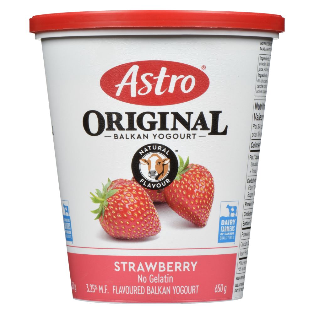 Astro Strawberry Balkan Yogourt 3.25% M.F. 650g