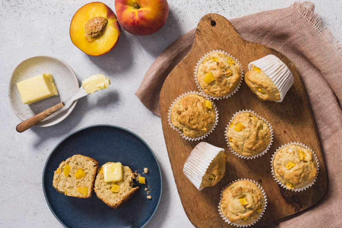 Perfect Peach Muffins with Oatmeal Recipe | Canadian Goodness