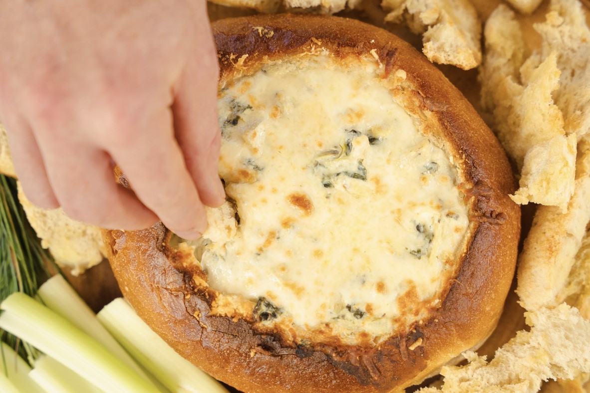 Spinach Artichoke Dip with Jalapeno in a Bread Bowl | Canadian Goodness