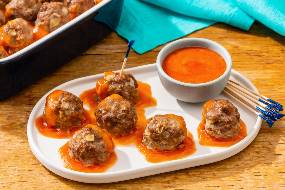 Moist Pineapple Meatballs | Canadian Goodness