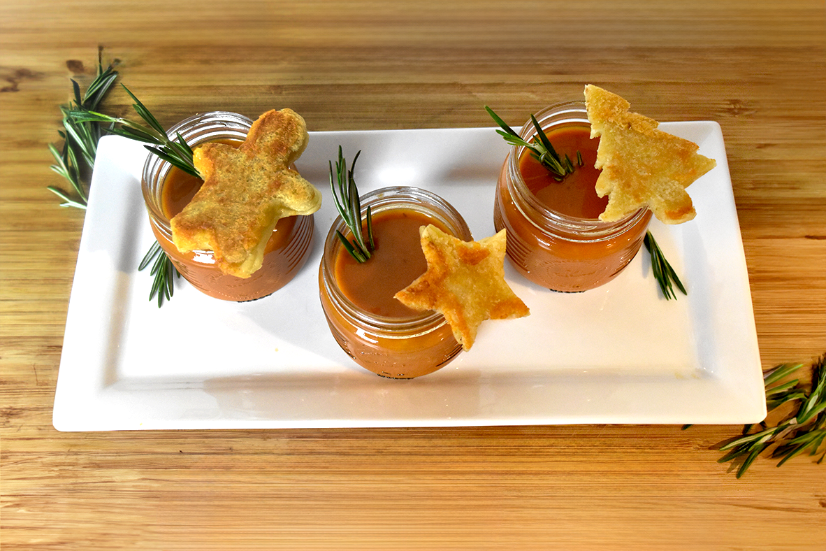 Holiday Grilled Cheese And Tomato Soup | Canadian Goodness