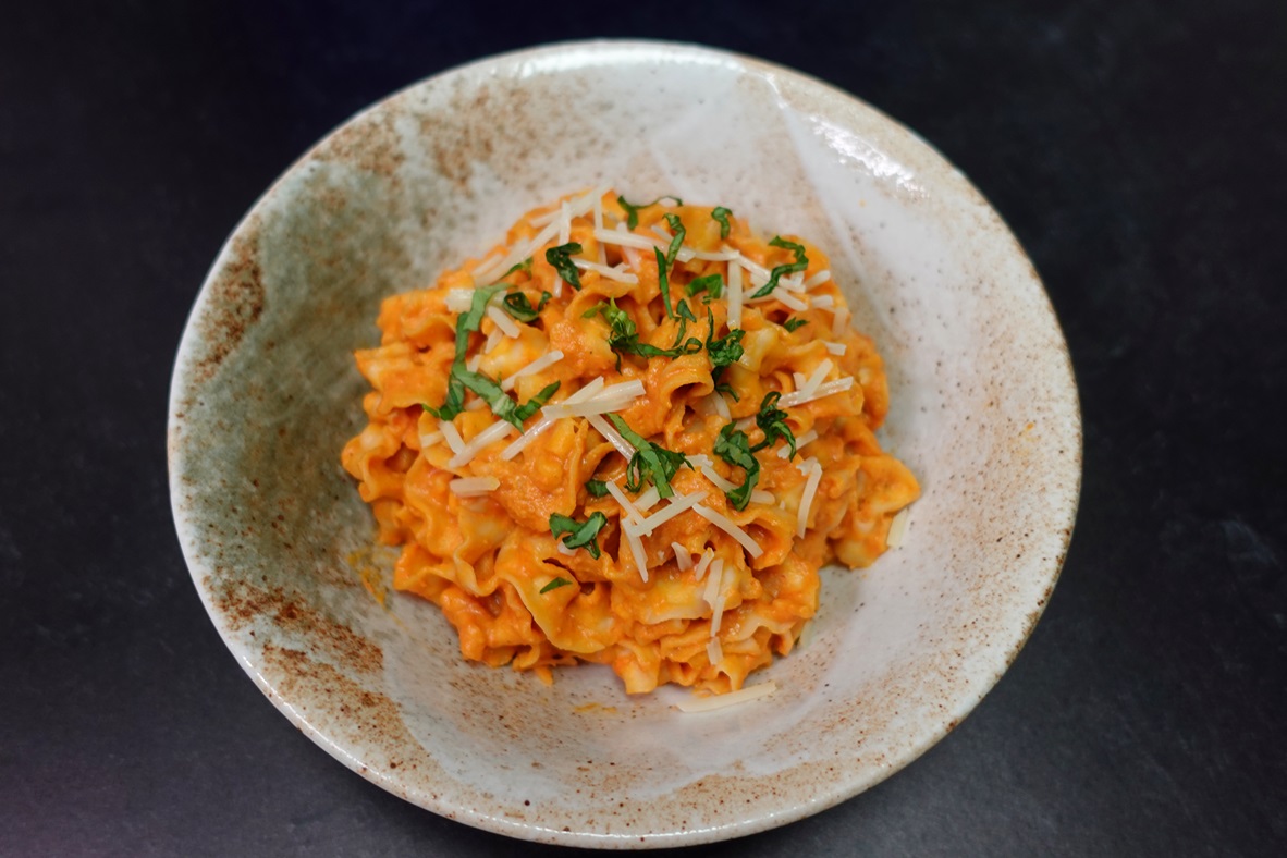 Creamy Tomato Ricotta Noodles | Canadian Goodness