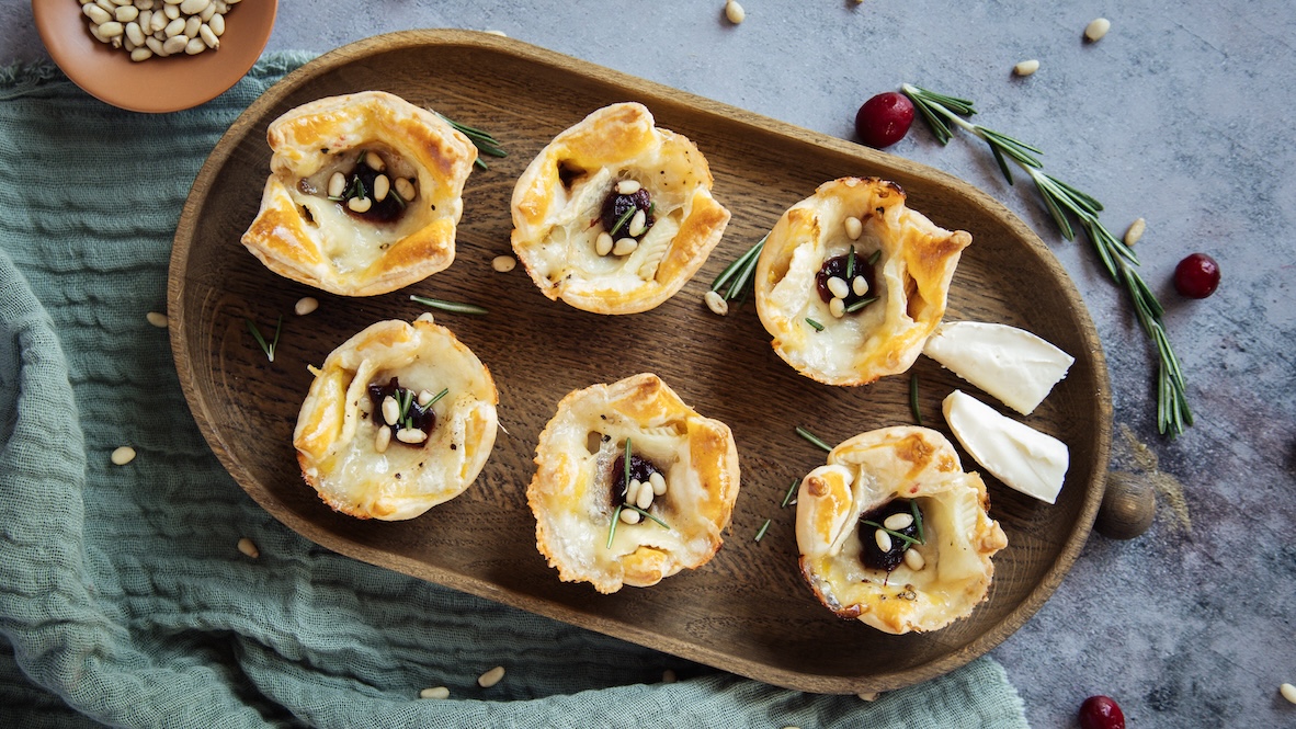 Baked Brie cups | Canadian Goodness