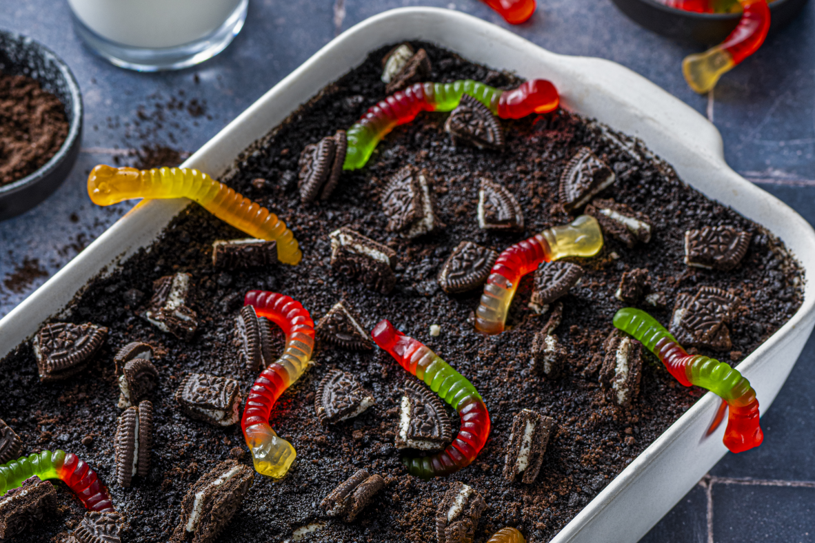 Dirt Cake | Canadian Goodness