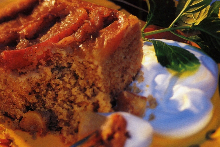 Apple Upside-Down Cake | Canadian Goodness