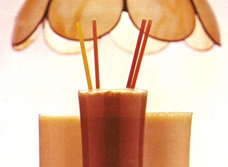 Apricot Frosty, Honey Graham Shake, Peaches 'n' Cream Shake &amp; Pumper Shake | Canadian Goodness