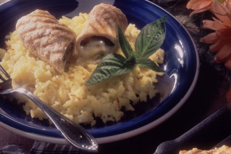 Basil and Canadian-Swiss Chicken Paupiettes | Canadian Goodness