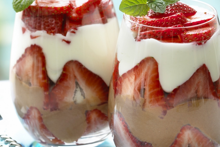 Berry Velvety Chocolate & Vanilla Parfaits | Canadian Goodness