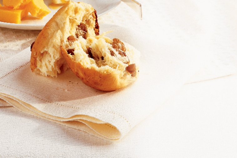 Braided Sweet Raisin Loaf | Canadian Goodness