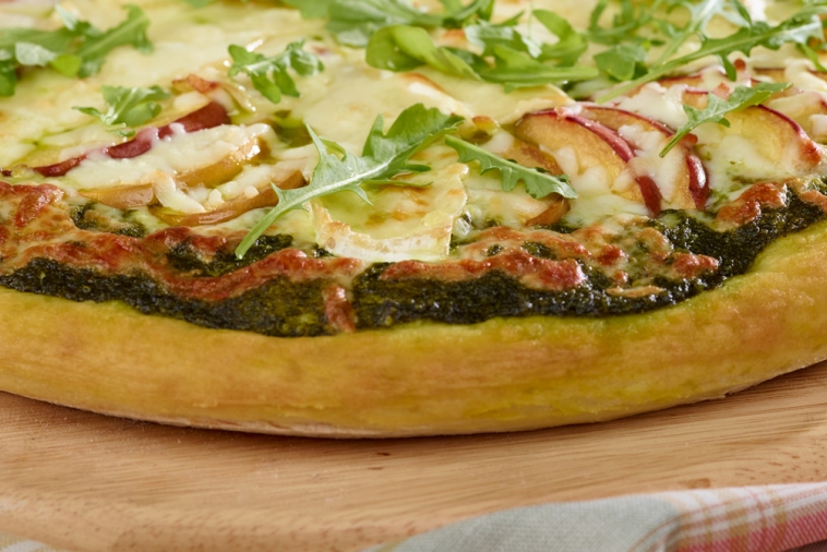 Brie, Mozzarella & Peach Pizza with Basil & Arugula Pesto | Canadian Goodness
