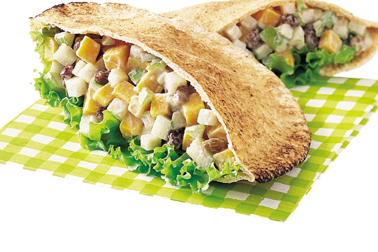 Cheddary Apple Orchard Pita in your pocket | Canadian Goodness
