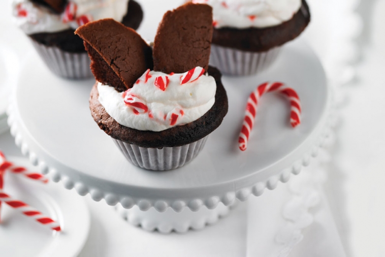 Chocolate Angel Cakes with Candy Cane Cream | Canadian Goodness