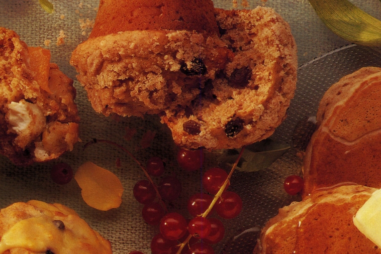 Cinnamon Crumb-Cake Muffins | Canadian Goodness