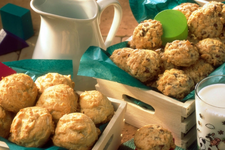 Coconut Peanut Butter Chip Cookies | Canadian Goodness