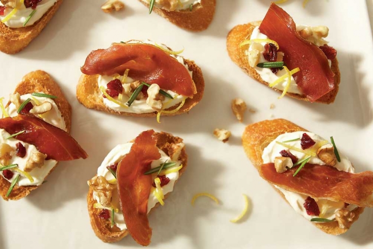 Creamy cranberry and prosciutto croutons | Canadian Goodness
