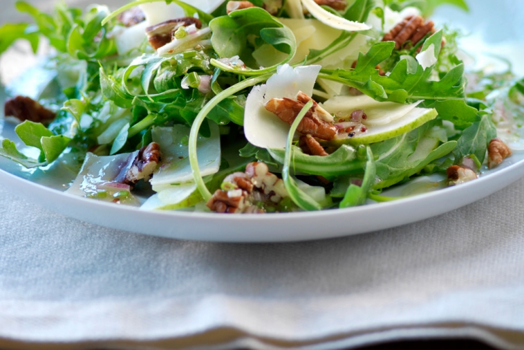 Fennel, Arugula, Cheddar, and Pecan Salad | Canadian Goodness