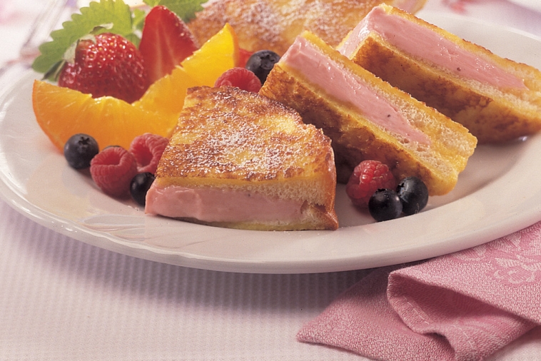 French Toasts Filled with Cream Cheese | Canadian Goodness