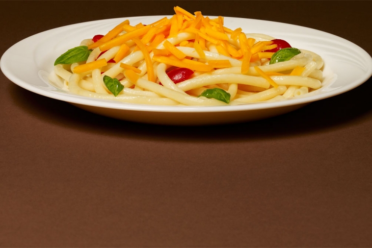 Fresh Tomato and Basil Pasta | Canadian Goodness