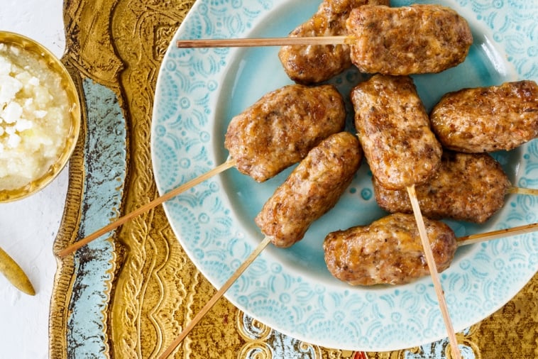 Gouda chicken kebabs with pineapple chutney | Canadian Goodness