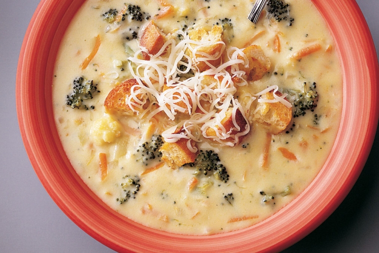 Harvest Gouda and Vegetable Chowder | Canadian Goodness