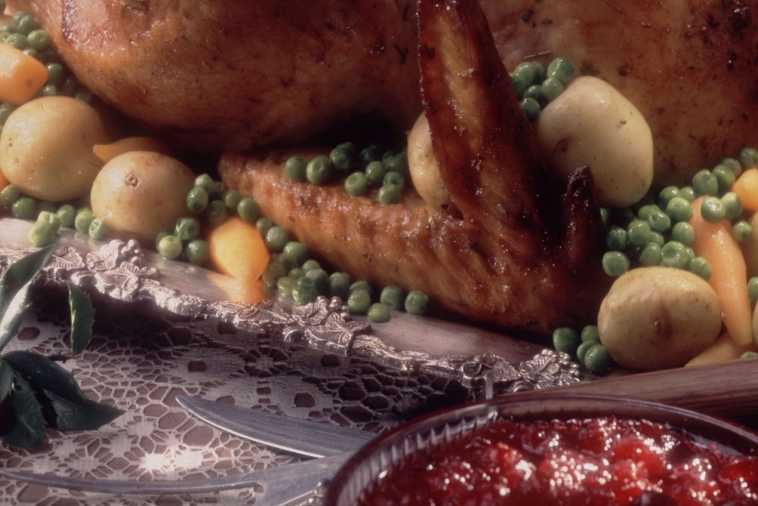 Honeyed Green Peas and New Carrots | Canadian Goodness