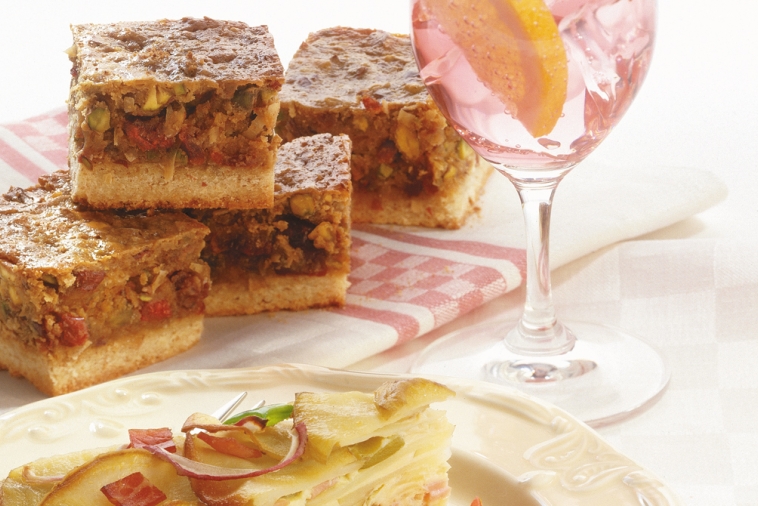 Nut-Berry Snack Squares | Canadian Goodness