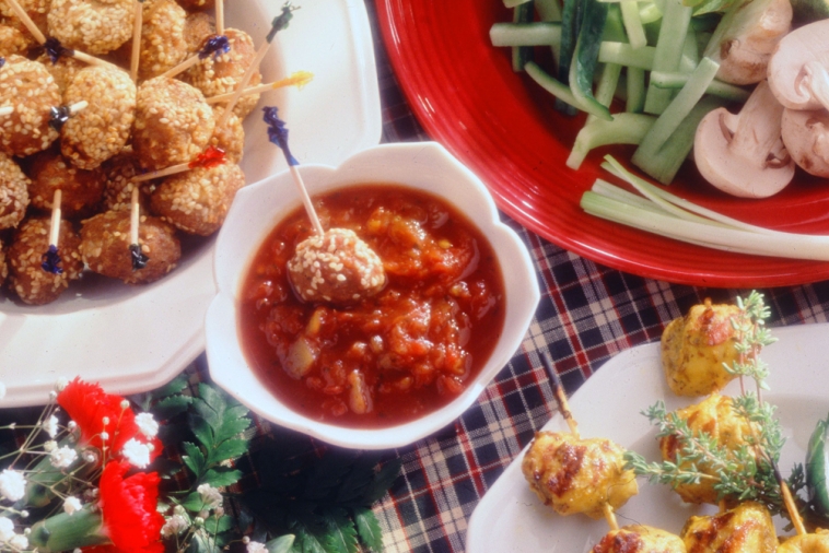 Christmas Oriental Meatball Recipe | Canadian Goodness