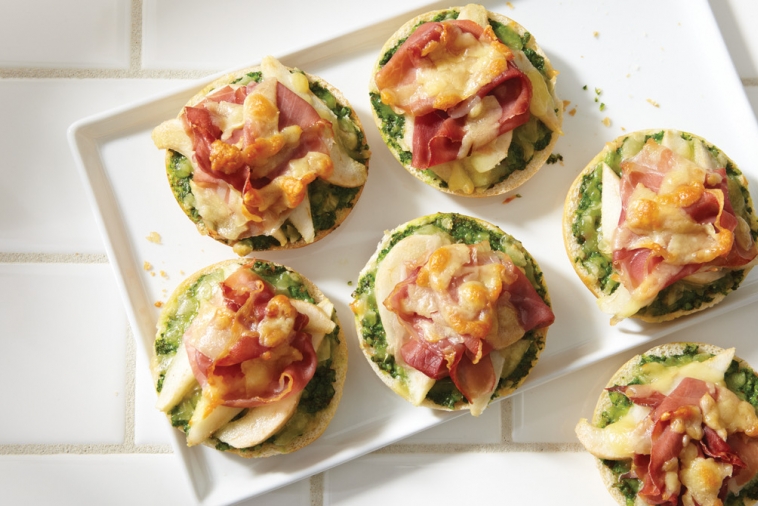 Pear and Prosciutto Pizza with Parmesan and Arugula Pesto | Canadian Goodness