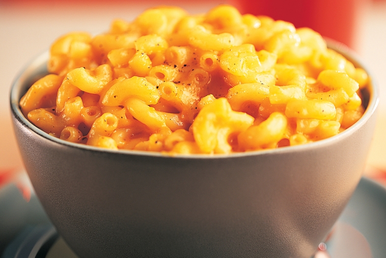 Quick Mac 'n' Cheese (Cooking Club Size) | Canadian Goodness