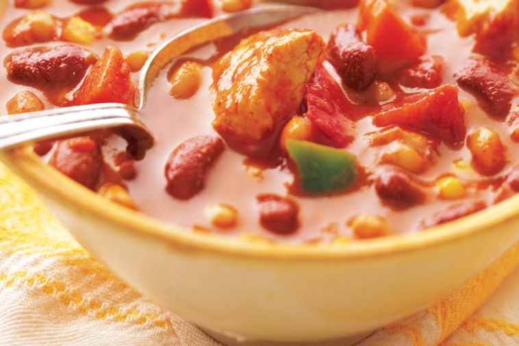 Super Quick Bean and Chicken Chili | Canadian Goodness