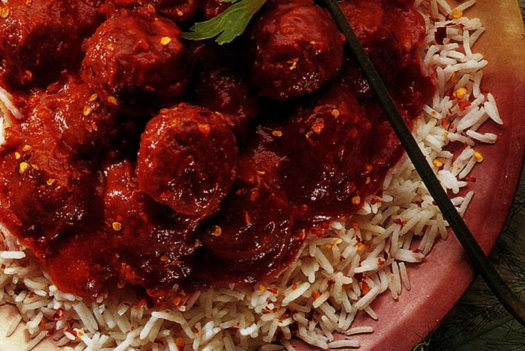 Sweet and Sour Meatballs | Canadian Goodness