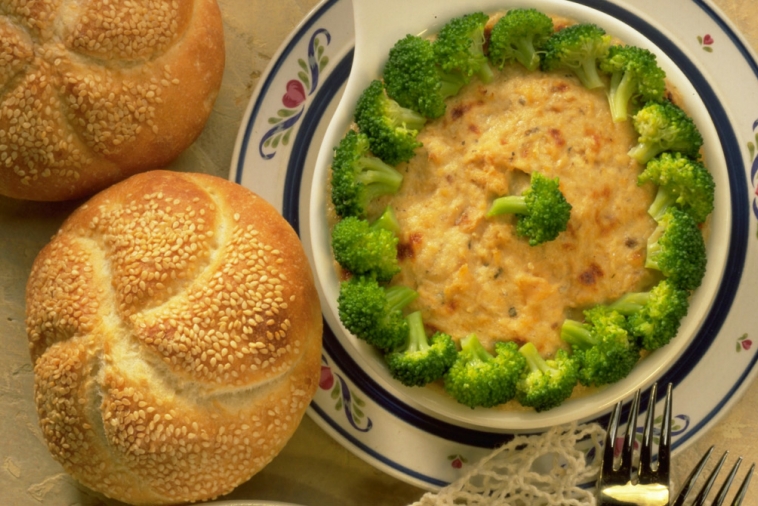 Swiss Salmon Mornay | Canadian Goodness