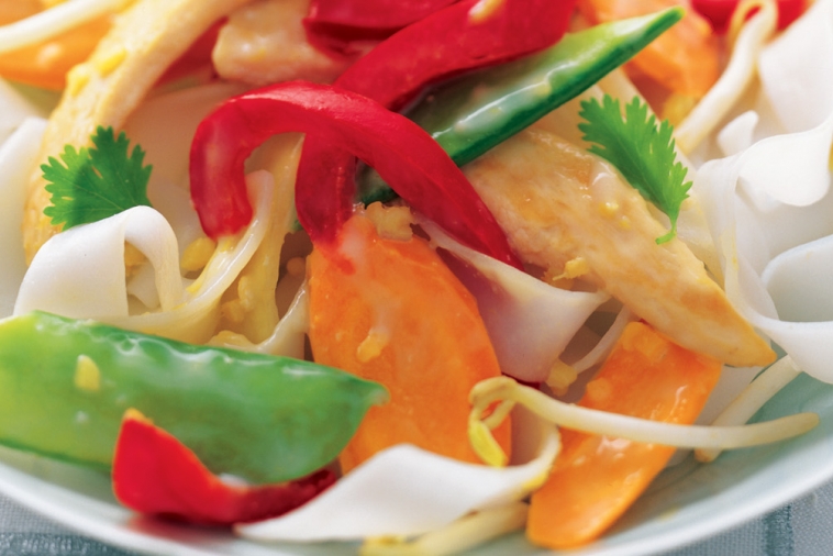 Tasty Thai Chicken and Noodles | Canadian Goodness