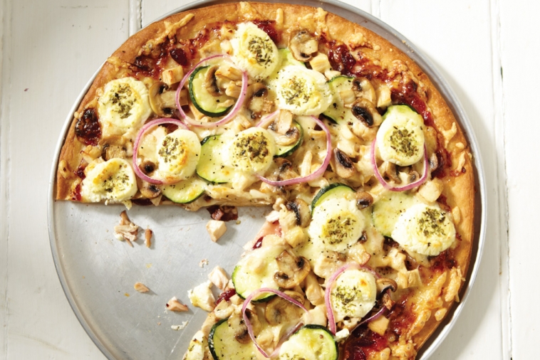 Thanksgiving Pizza with Smoked Gouda | Canadian Goodness