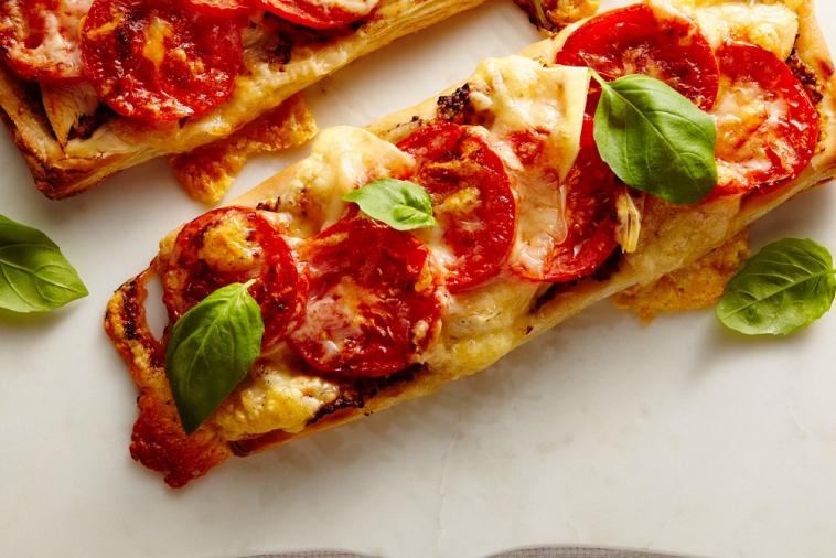 Tomato, chicken & Cheddar tarts | Canadian Goodness