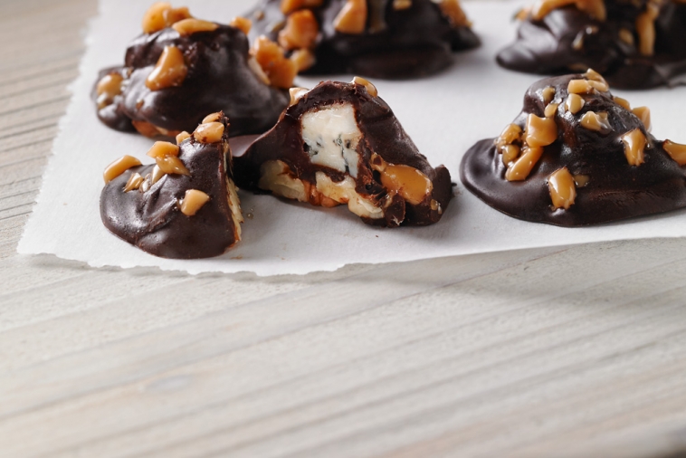 Turtle-style chocolates | Canadian Goodness