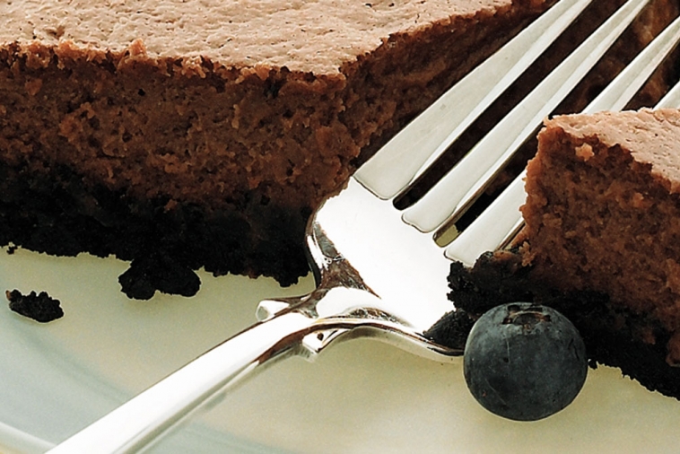 Velvety Chocolate Cheesecake Squares (Cooking Club Size) | Canadian Goodness