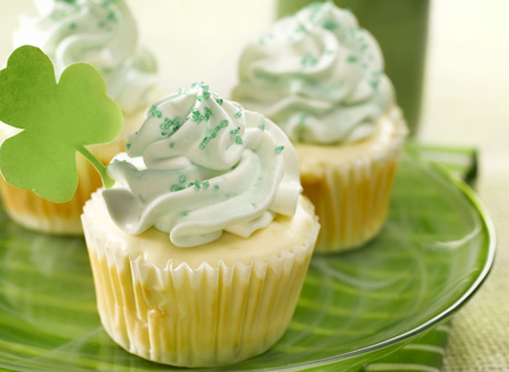 Wee Leprechaun Cheesecakes | Canadian Goodness