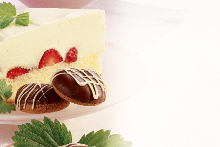 White Chocolate Carousel Cake | Canadian Goodness