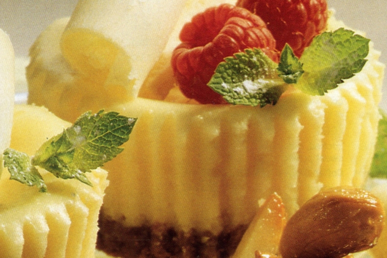 White Chocolate Cheesecake | Canadian Goodness