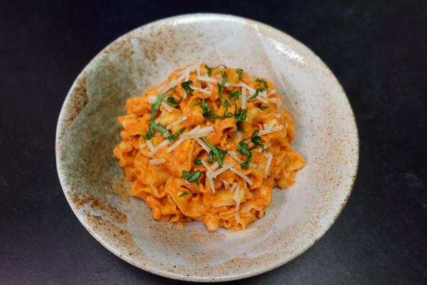 Creamy Tomato Ricotta Noodles