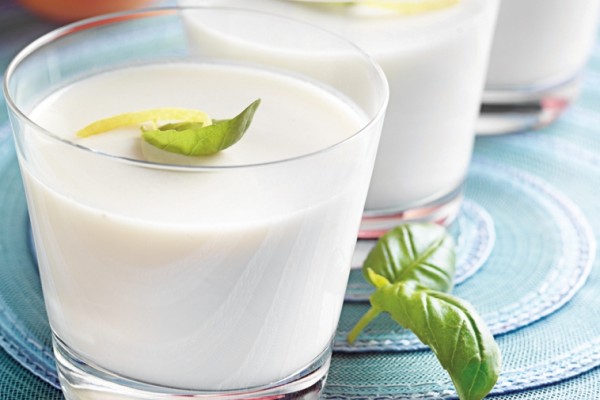 basil lemon panna cotta