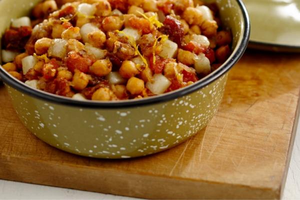 chickpea stew with dates