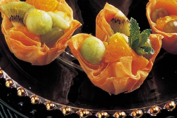 fruit phyllo cups