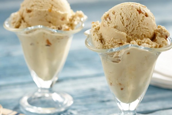 lavender ice cream with pine nut praline lavender ice cream with pine nut praline