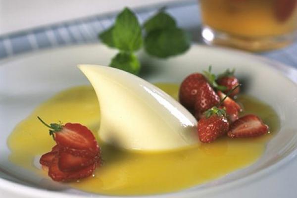 panna cotta with canadian brie and yogurt strawberry soup with passion fruit juice