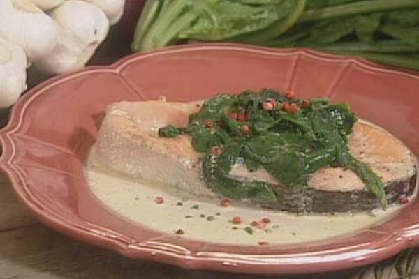 salmon steaks with creamed spinach estrie style