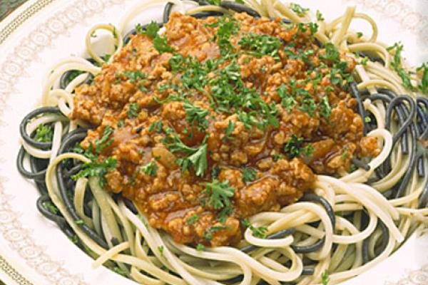 spaghetti with pork meat sauce
