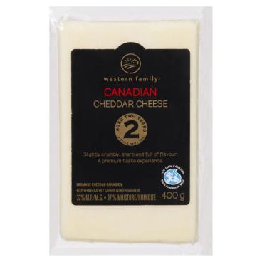 Western Family Signature Naturally Aged Cheddar 2 Years 400g