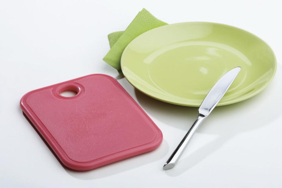 Frutti Petutie Salad utensils
